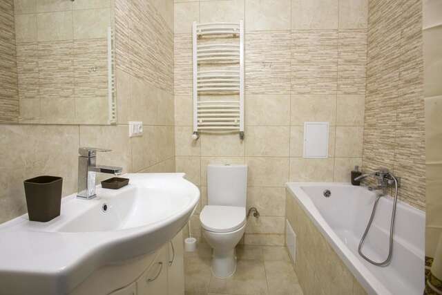 Апартаменты Apartment in center premium Ивано-Франковск-13
